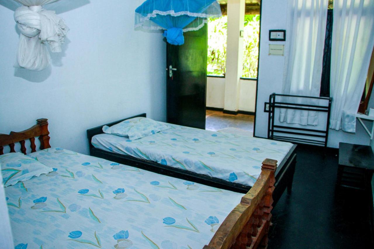 Banana Rest Bed and Breakfast Sigiriya Exterior foto